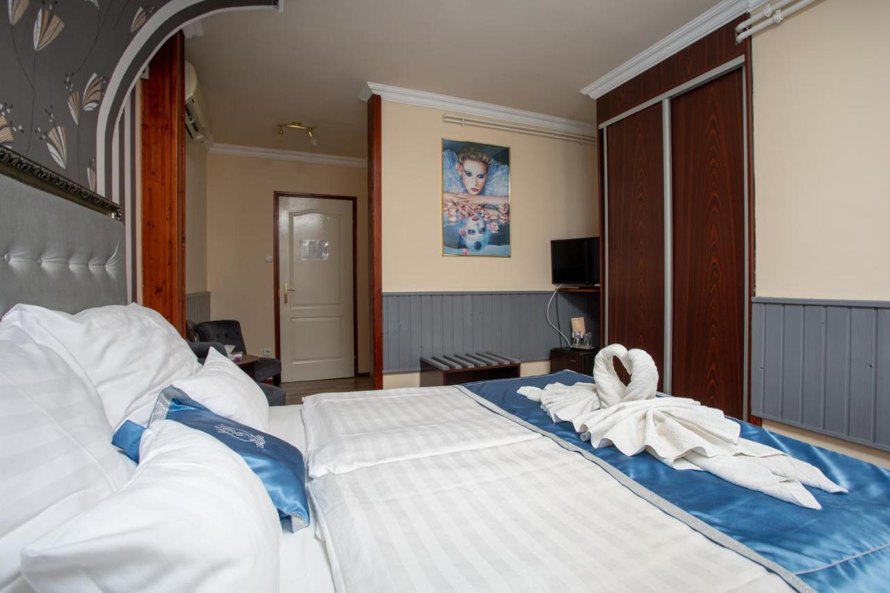 Illes Hotel 塞格德 外观 照片