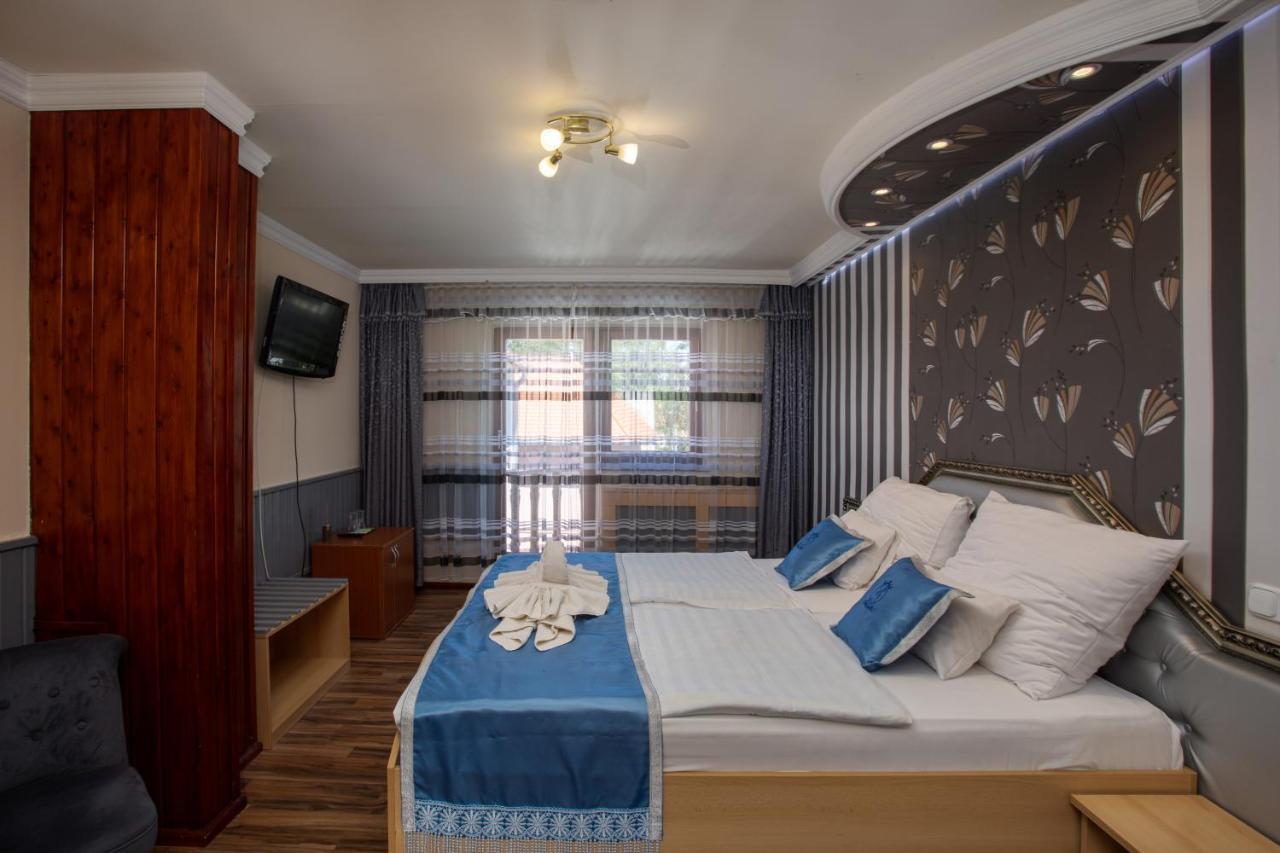 Illes Hotel 塞格德 外观 照片