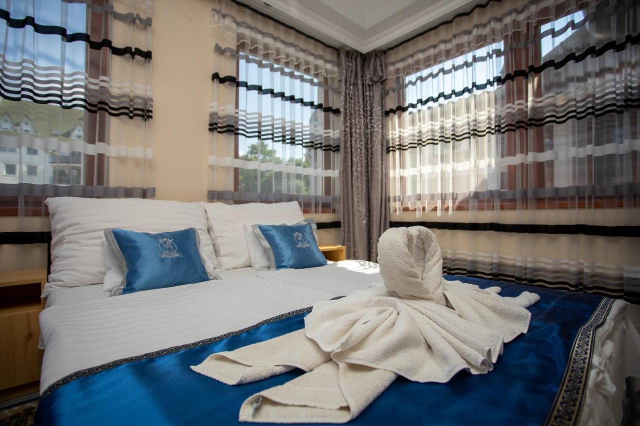 Illes Hotel 塞格德 外观 照片