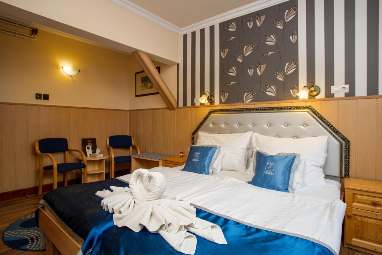 Illes Hotel 塞格德 外观 照片