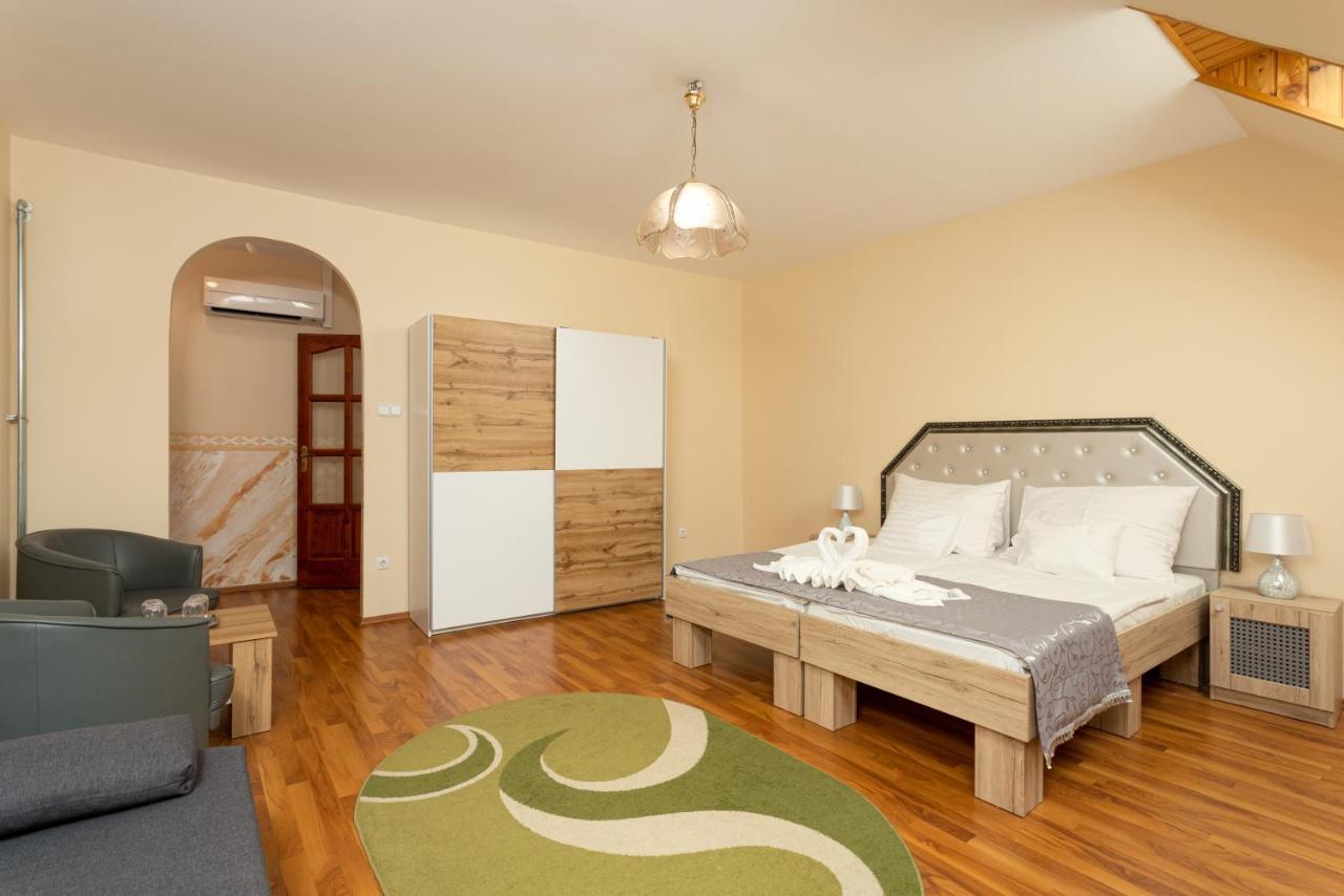 Illes Hotel 塞格德 外观 照片